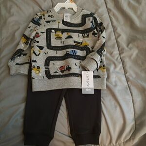NWT boys sweat pants and sweatshirt 12 months